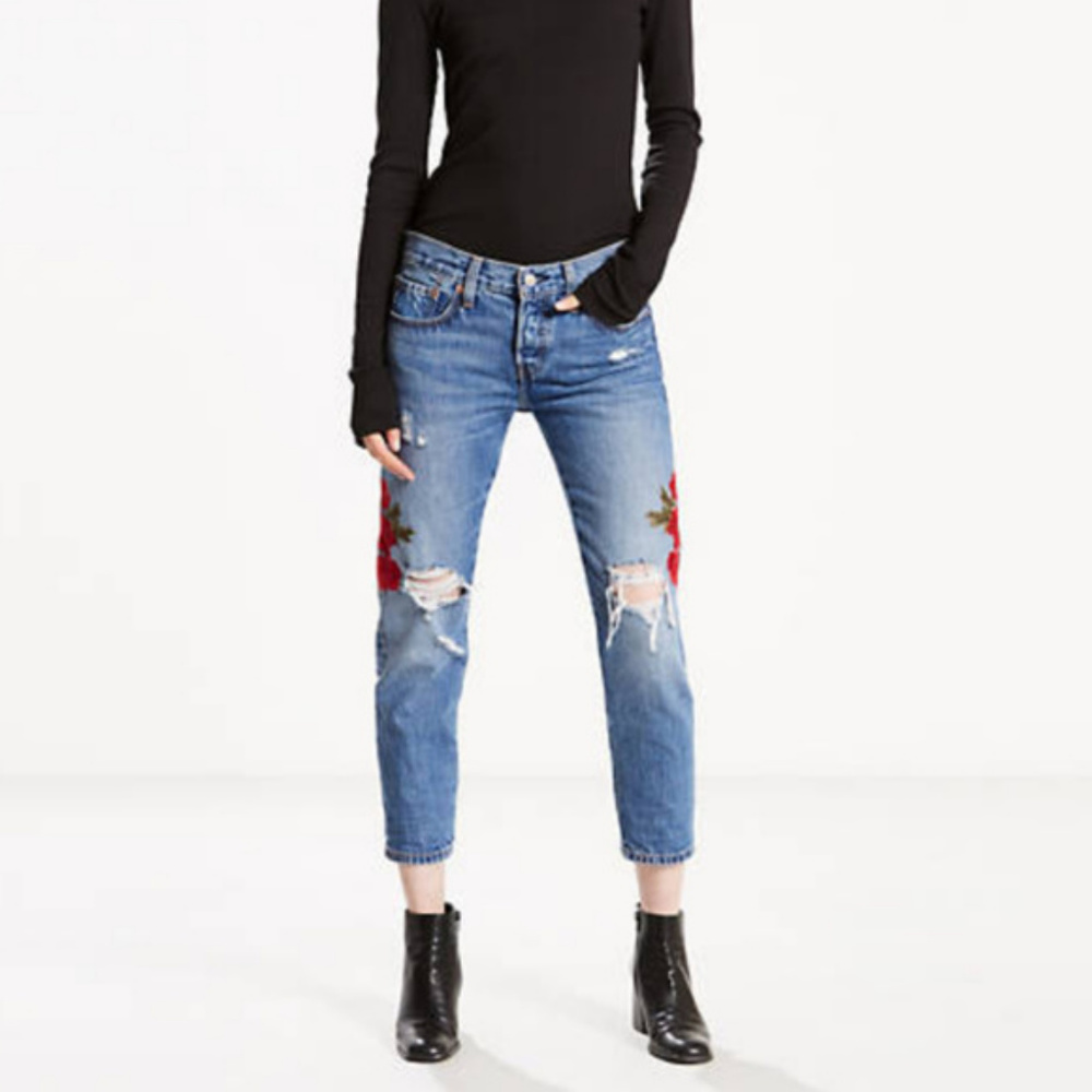 Levi's 501 Crop Taper Rose Embroidery Jeans NWT - Picture 3 of 7